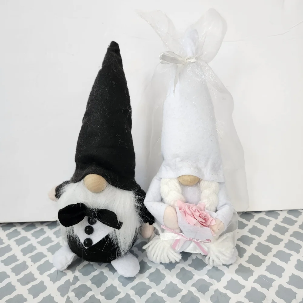 Bride and Groom Gnome 10 Inch